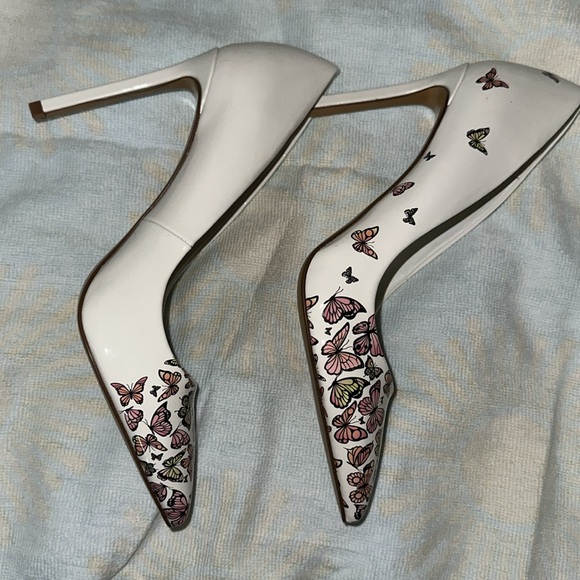 Aldo Women’s stiletto pumps - Picture 10 of 11